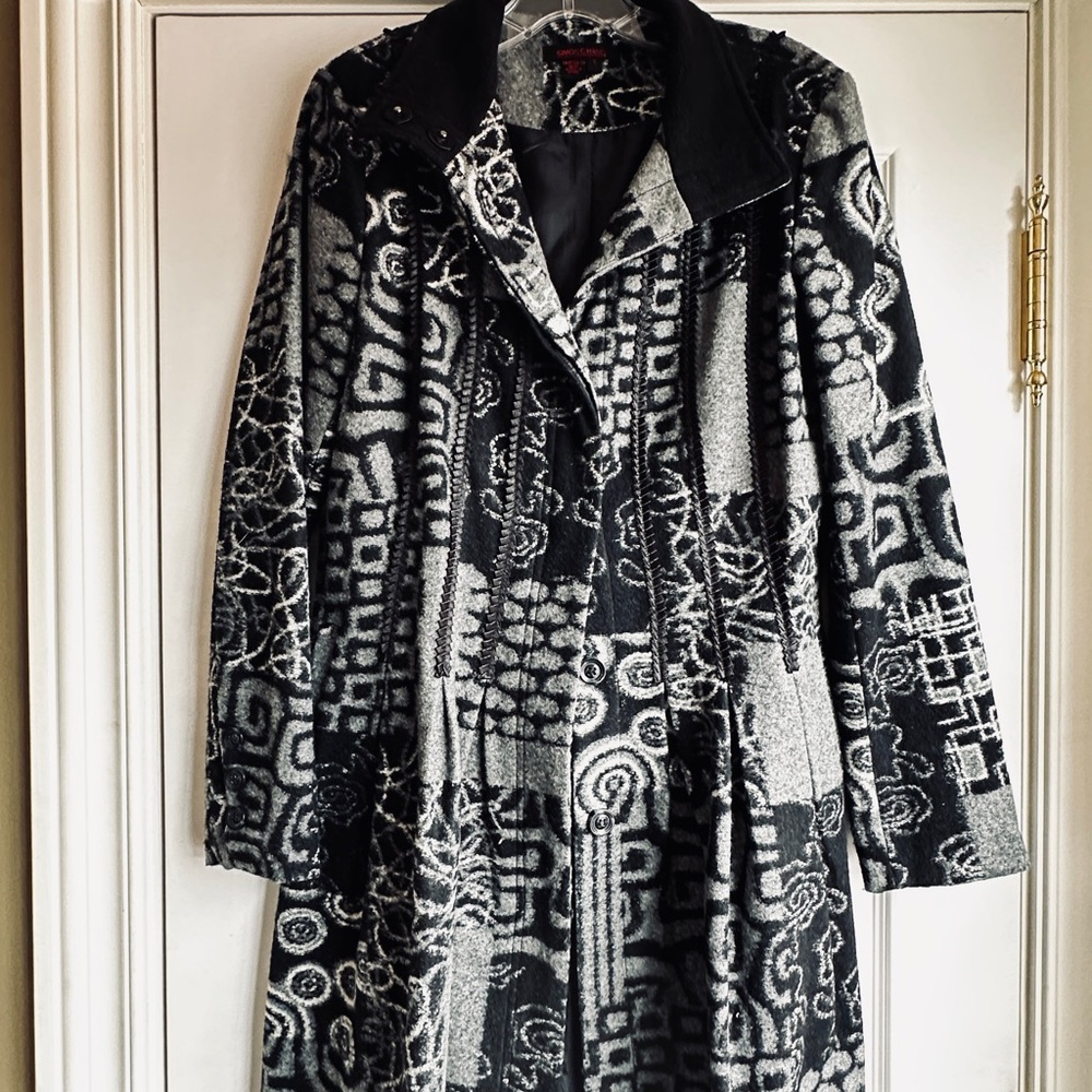 Patterned Black and Gray Women's Coat